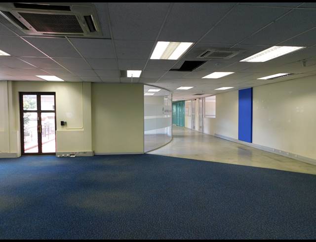 542M² OFFICE TO LET IN HYDE PARK